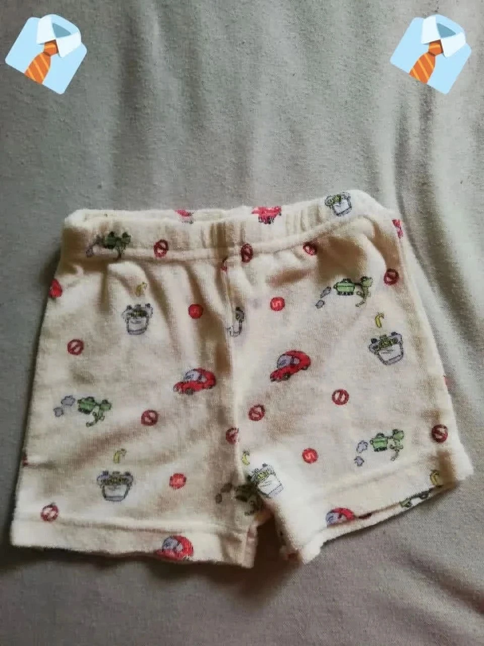 Short bébé 1-3 mois (56 cm) Bon état - beige motifs voitures rouges été conforta